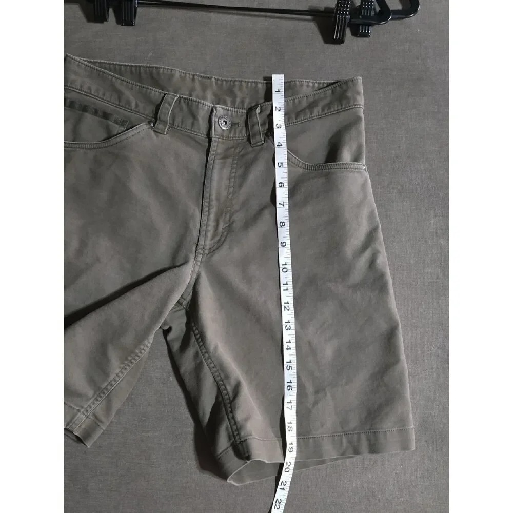 The North Face Olive Green Flat-Front Men's Shorts